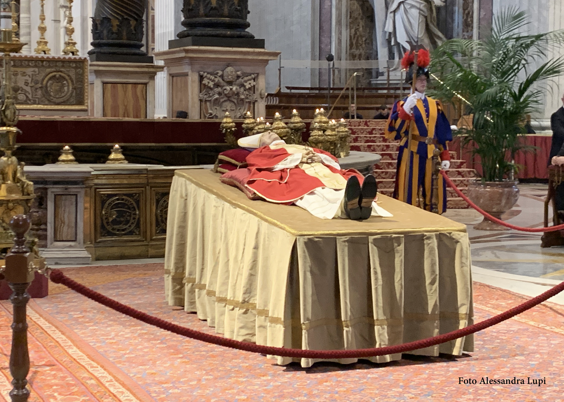 Roma, L’omaggio A Papa Benedetto XVI - Il Diario Notizie